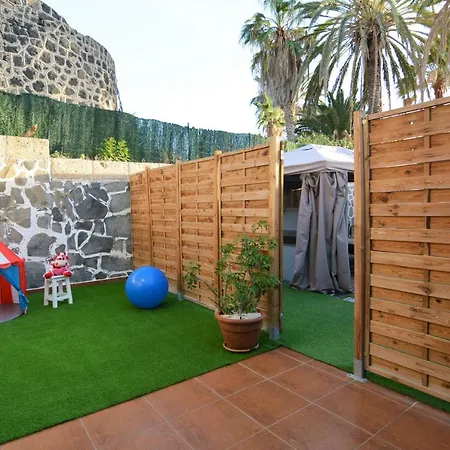 Tenerife Holiday Lounge Apartment