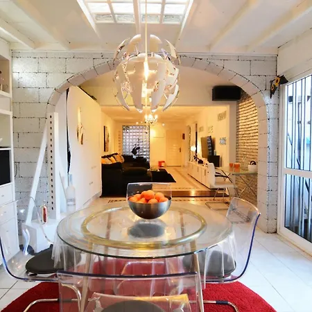 Tenerife Holiday Lounge Apartment